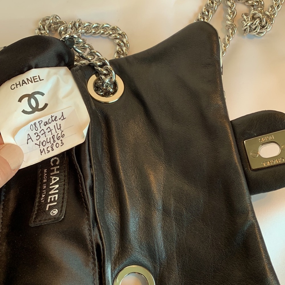 CHANEL RARE Kaleidoscope Abstract Quilted Black White Silk Bag Bijoux Silver 🖤 - Picture 7 of 16
